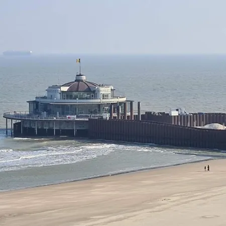 In Zeedijk With Stunning Sea Views Daire