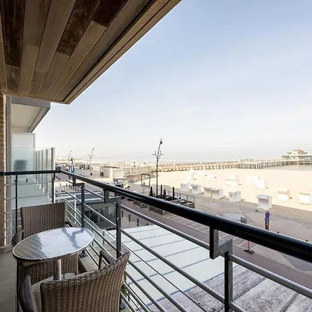 In Zeedijk With Stunning Sea Views Apartment *